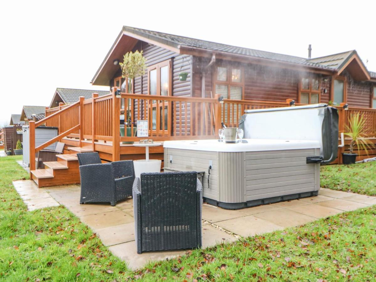Fairway View Lodge Morpeth Exterior photo